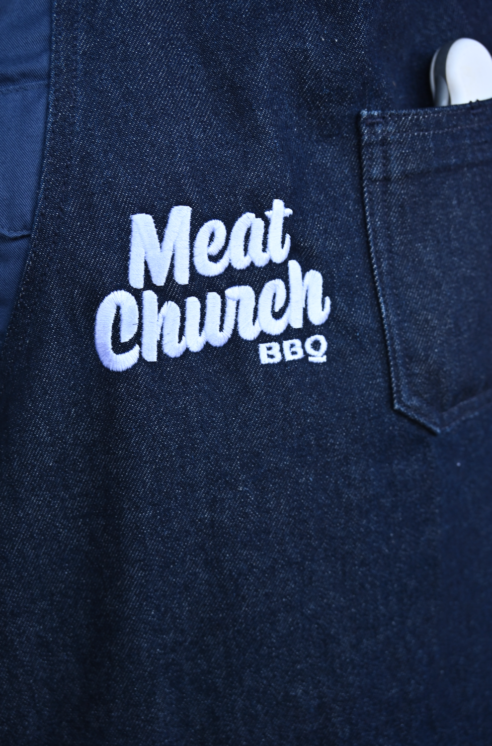 hedley-and-bennett-meat-church-apron-navy-w1 Screenshot_2024-07-03_at_2.52.19_PM.png